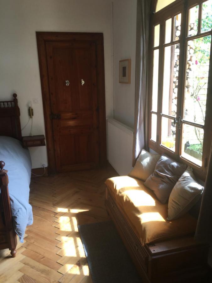 Charmant Appartement Sur Cour, Le Berlingott Bagnères-de-Bigorre Buitenkant foto