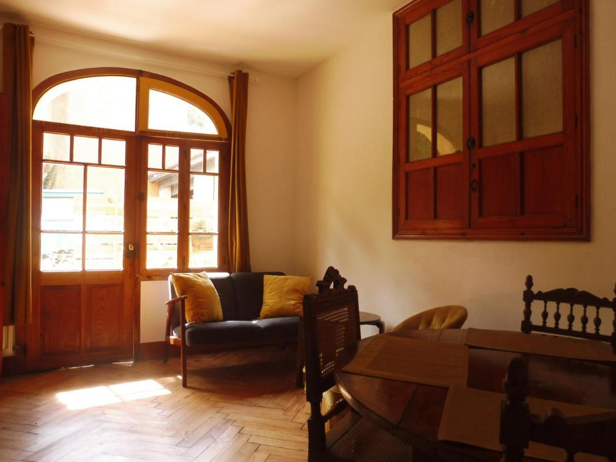 Charmant Appartement Sur Cour, Le Berlingott Bagnères-de-Bigorre Buitenkant foto