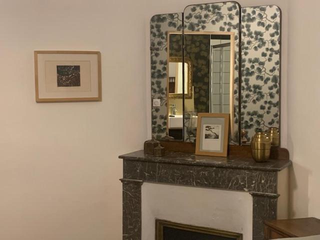 Charmant Appartement Sur Cour, Le Berlingott Bagnères-de-Bigorre Buitenkant foto